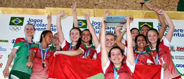 Handebol feminino da ETEVI é campeão dos Jogos Escolares