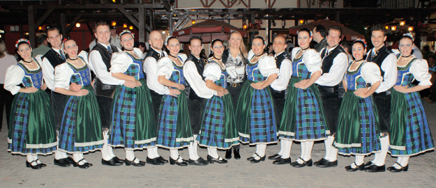 Grupo de Danças Alemãs se apresenta em Minas Gerais