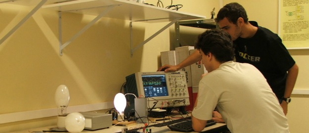 Departamento de Engenharia Elétrica e Telecomunicações também seleciona monitores
