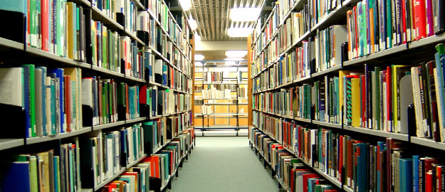 OAB de Blumenau arrecada livros para biblioteca do Hospital Universitário